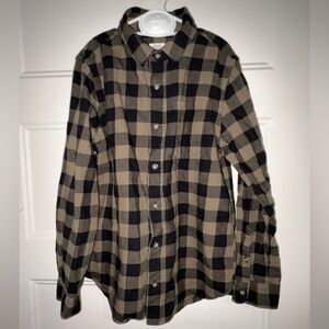 Core Life’Kids Black&Green Checkered Button Down Shirt Large
